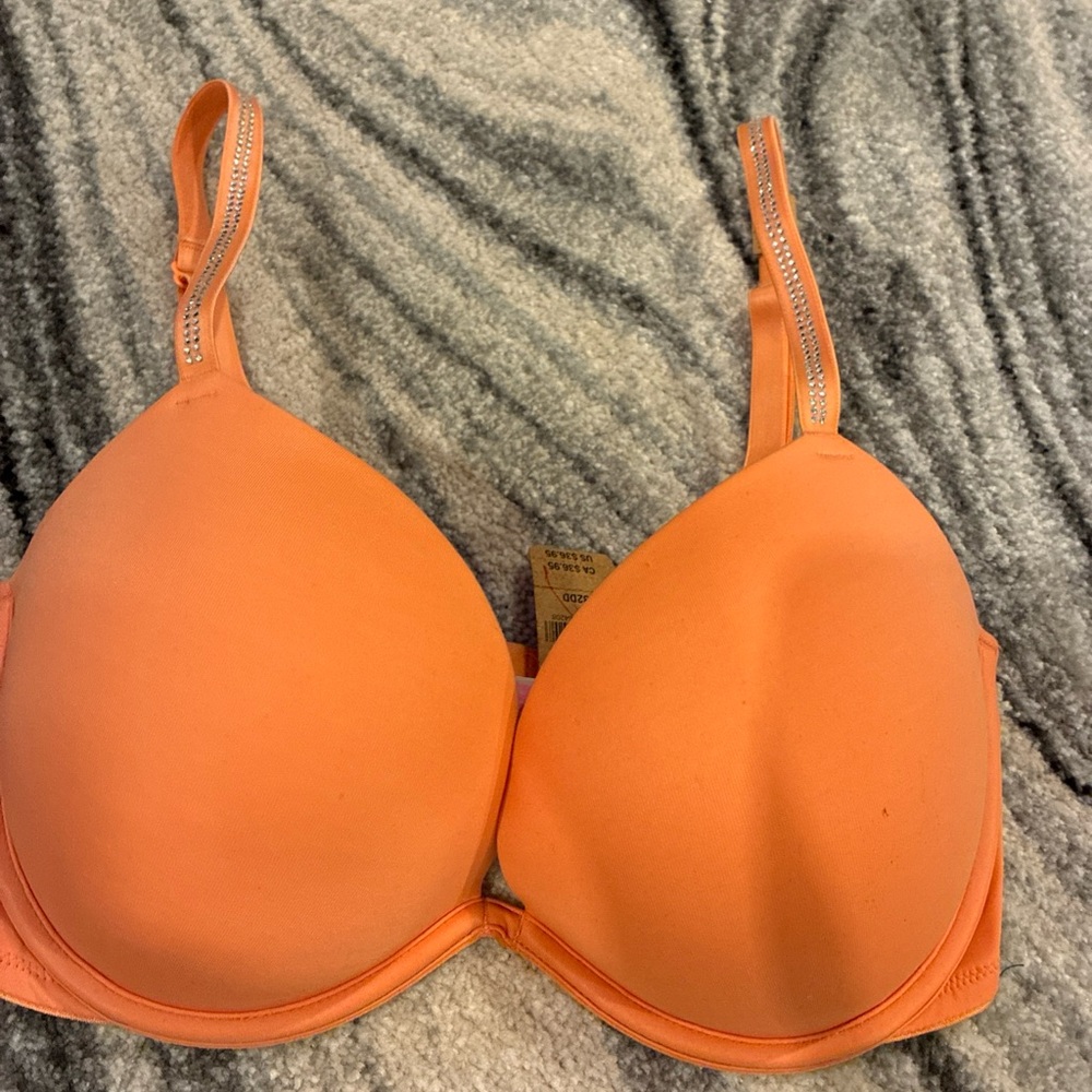 New Victoria’s Secret PINK Bra Super Pushup Bombshell Wear Everywhere NWT